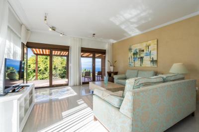 Villa à vendre à Playa San Juan - 0067-04615 Villa à vendre à Playa San Juan - 0067-04615
