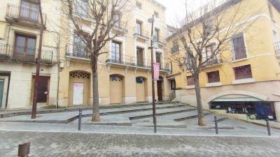 Premises for sale in Monzón - MON-1265