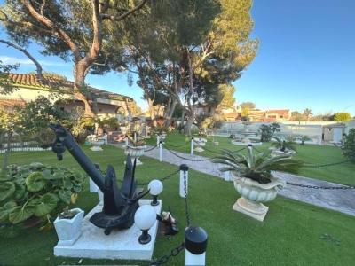 Villa for sale in Campoamor - CLDU-35816