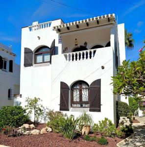 Villa for sale in Villamartín-Las Filipinas - CLDVH-13715 Villa for sale in Villamartín-Las Filipinas - CLDVH-13715