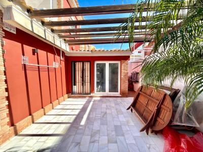 Radhus  till salu i Torre de la Horadada, Pilar de la Horadada - CLDZSL-29571