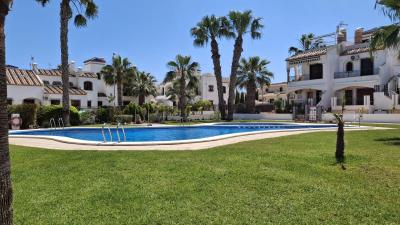 Коттедж на продажу в Los Almendros-La Florida - CLDCI-72223 Коттедж на продажу в Los Almendros-La Florida - CLDCI-72223