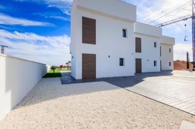 Villa myytävänä Pinar de Campoverde - CLDZ-44250 Villa myytävänä Pinar de Campoverde - CLDZ-44250