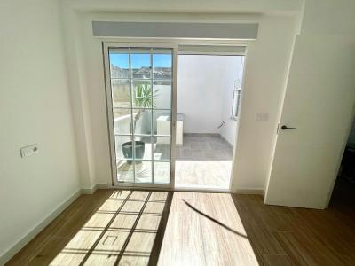 Radhus  till salu i Daya Vieja - CLDZSL-96989