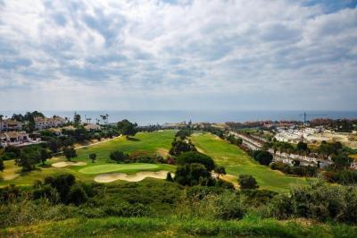 Villa for sale in El Castillo, Manilva - CLDS-98803