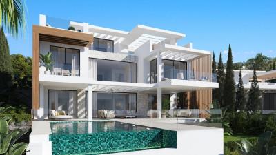 Villa for sale in La Concha-Resina Golf, Estepona - CLDS-87445