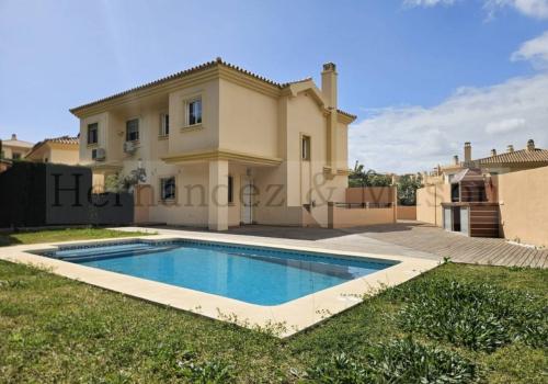House for sale in Los Pacos - 008647
