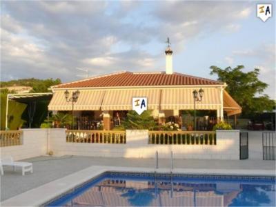 Chalet for sale in Lucena - CH198