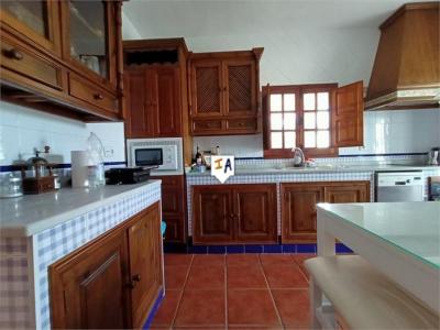 Chalet for sale in Cabra - CH404