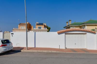 Chalet zum miete in Los Balcones - Los Altos del Edén, Torrevieja - ALQ2511 Chalet zum miete in Los Balcones - Los Altos del Edén, Torrevieja - ALQ2511