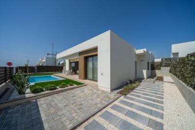 出售别墅洛斯蒙特西诺斯 - MOOIVILLAS-3D