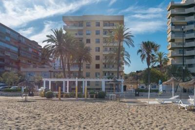 Flat for sale in Playa de los Boliches, Fuengirola - R4 Flat for sale in Playa de los Boliches, Fuengirola - R4