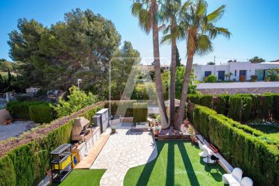 Chalet for sale in Calpe - TCA4021