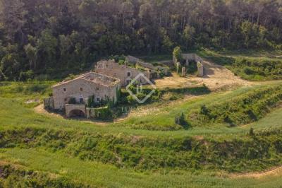 House for sale in Cabanelles - GIR34622