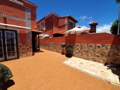 Villa for sale in Las Rosas, Arona - 210947
