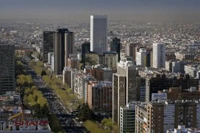 Flat for sale in El Viso, Madrid - Atico
