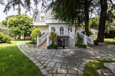 Коттедж на продажу в Aravaca - 934839028420394 Коттедж на продажу в Aravaca - 934839028420394