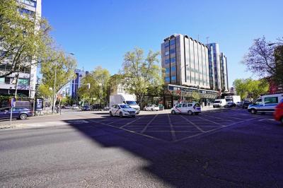 Flat to rent in Castellana, Madrid - 3373-07014