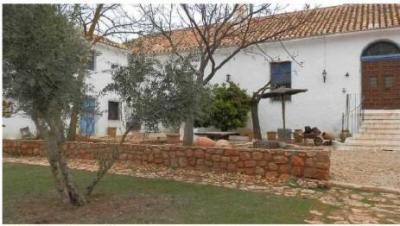 Country property for sale in Ossa de Montiel - 457548568386