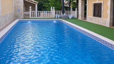 House for sale in La Almarcha - CRA2026
