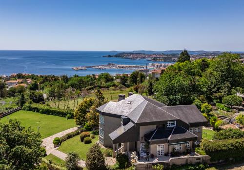 Chalet for sale in Sanxenxo - 2301