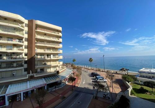 Holiday rental apartment in Zona Sohail, Fuengirola - PDS63D Holiday rental apartment in Zona Sohail, Fuengirola - PDS63D