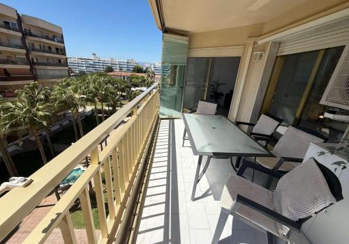 Holiday rental apartment in Zona Sohail, Fuengirola - PDS35E Holiday rental apartment in Zona Sohail, Fuengirola - PDS35E