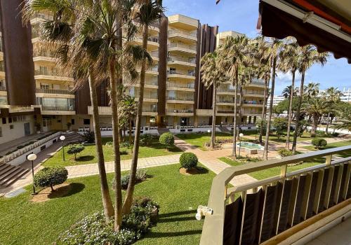 Holiday rental apartment in Zona Sohail, Fuengirola - PDS31E Holiday rental apartment in Zona Sohail, Fuengirola - PDS31E