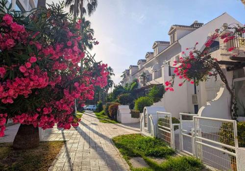 Holiday rental villa in Zona Sohail, Fuengirola - PC7 Holiday rental villa in Zona Sohail, Fuengirola - PC7