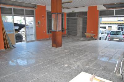 Centro محلي للإيجار - 3385 Centro محلي للإيجار - 3385