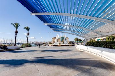 Bungalow for sale in Playa de los Locos - B394JR