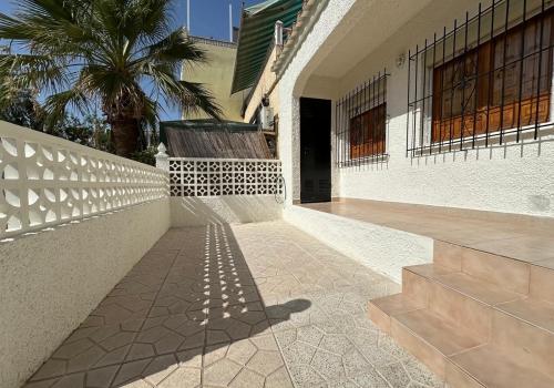 Maison à louer à La Marina - R523 Maison à louer à La Marina - R523