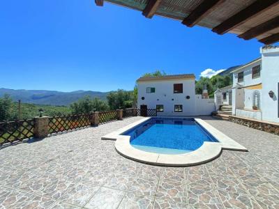 出售住房Riofrío-Fuente Camacho-Cuesta Blanca, Loja - Loja Cortijo F.M.