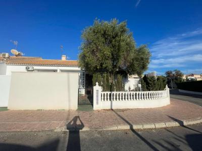 Помещение с прил. тер на продажу в Los Almendros-La Florida - B-2193 Помещение с прил. тер на продажу в Los Almendros-La Florida - B-2193