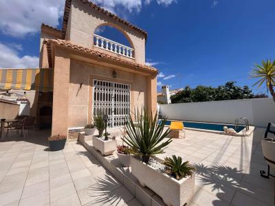 Chalet zum verkauf in Orihuela Costa - C-1153 Chalet zum verkauf in Orihuela Costa - C-1153