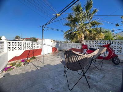 Bungalow myytävänä Torreta, Torrevieja - B-3478
