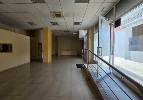 Local en venta en Olesa de Montserrat - MCM6490SA