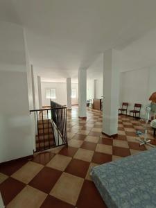 House for sale in Calera de León - 00678