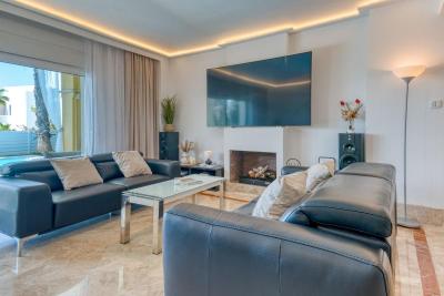 Villa for sale in Bahía de Marbella - R5333077 Villa for sale in Bahía de Marbella - R5333077