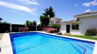 Villa for sale in Mijas Costa - R5354329