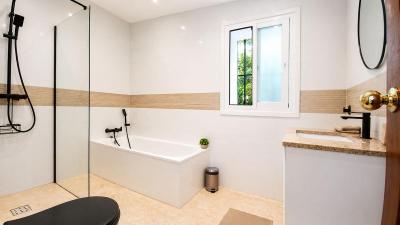 Villa myytävänä Las Chapas-El Rosario - R5452084 Villa myytävänä Las Chapas-El Rosario - R5452084