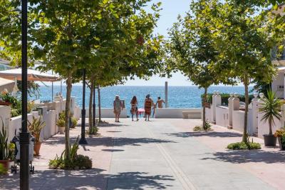 Huoneisto myytävänä La Cala de Mijas - R5456008