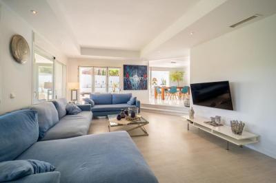 Villa for sale in Marbesa - R5478121 Villa for sale in Marbesa - R5478121