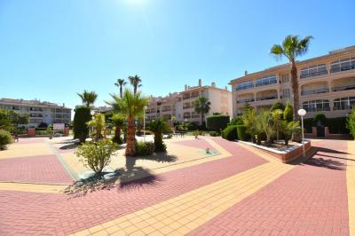 Дуплекс на продажу в Los Almendros-La Florida - MS40770 Дуплекс на продажу в Los Almendros-La Florida - MS40770