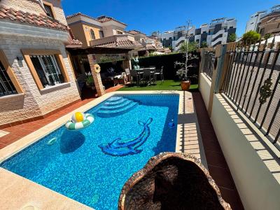 Villa for sale in Guardamar del Segura - MS41193