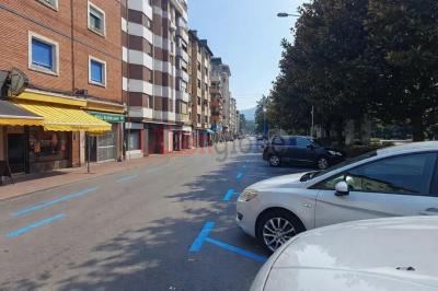 Lokal zum verkauf in Mieres - 14604