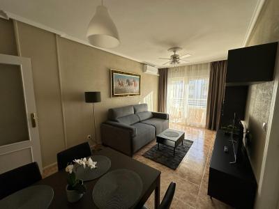 Appartement te huur in Las Viñas - AL-110 Appartement te huur in Las Viñas - AL-110