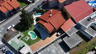 Chalet for sale in Vilagarcía de Arousa - 15570989