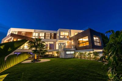 Villa for sale in Altea la Vella - 819