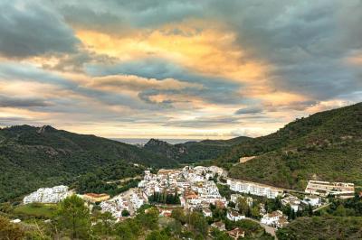 Huoneisto myytävänä Montemayor-Marbella Club - MA-BH-030724 Huoneisto myytävänä Montemayor-Marbella Club - MA-BH-030724